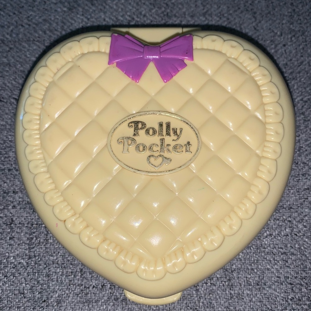 Vintage Bluebird 1994 Polly Pocket Toy “Strolling’ Baby Nursery” Compact ONLY